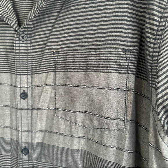 Size XXL Lot of 3 Ripzone Comfort Stretch Short Sleeve Dress Shirts - Picture 12 of 13